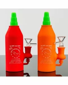 sriracha-bottle-silicone-water-pipe